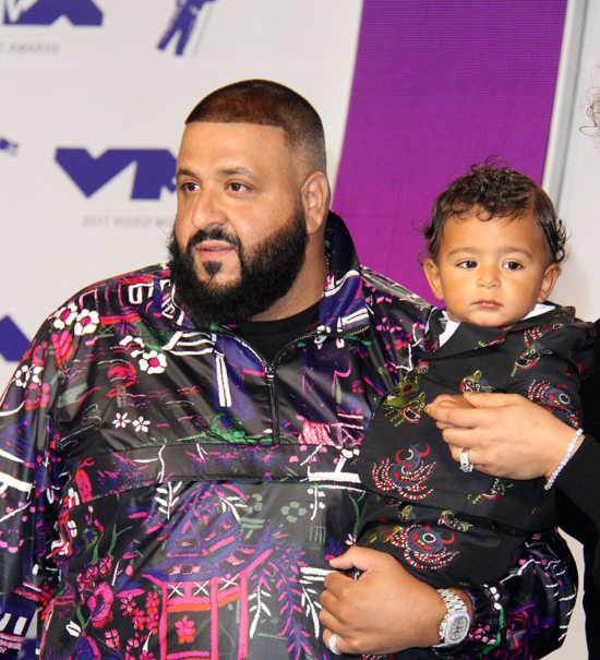 Katy Perry Angers Dj Khaled With Fake Baby More Pics From The Boring