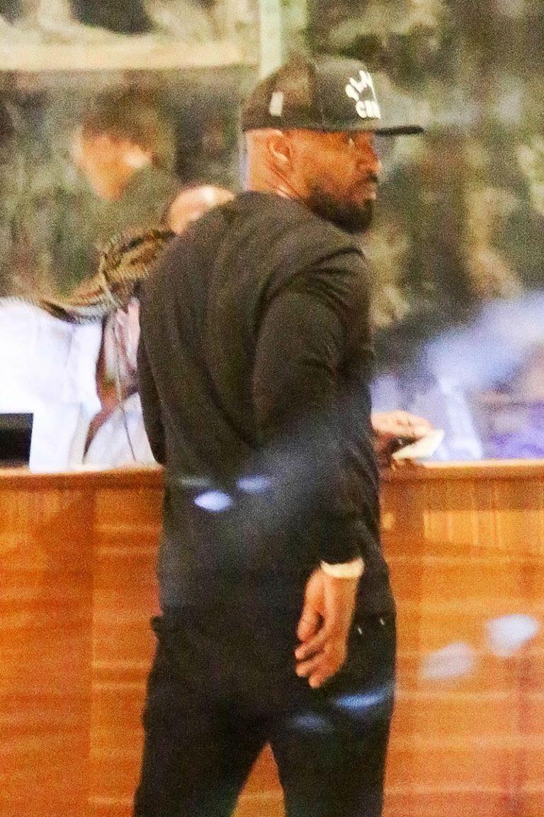 Jamie Foxx and Mystery Blonde get a hotel room at Dream Hotel after a