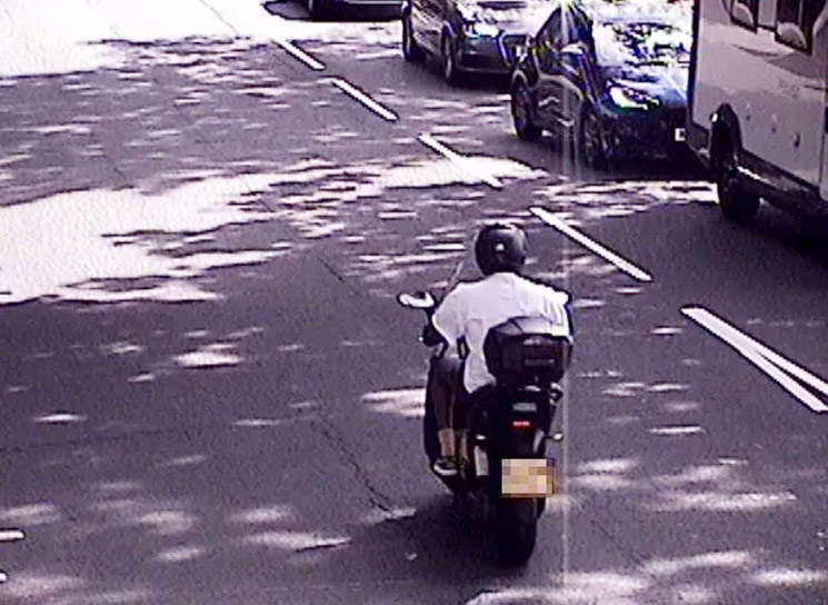Photo of Idris Elba speeding on BMW electric scooter