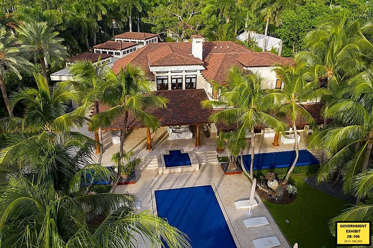Photo of Sean Combs home on Star Island