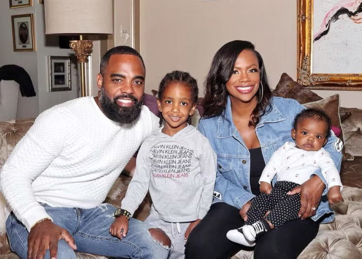 Photo of Kandi Burruss, Todd Tucker, Ace and Blaze