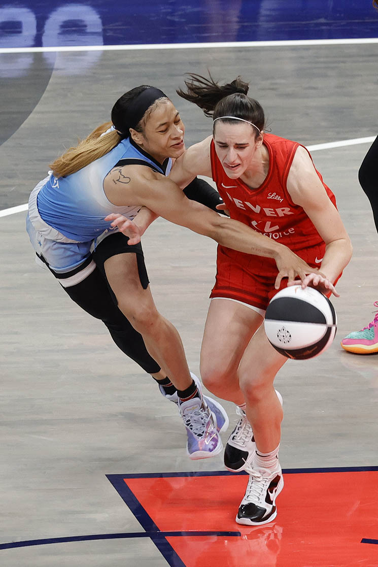 Photo of Chennedy Carter, Caitlin Clark