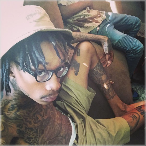 Wiz Khalifa Washes Amber Rose Right Out of His Hair.