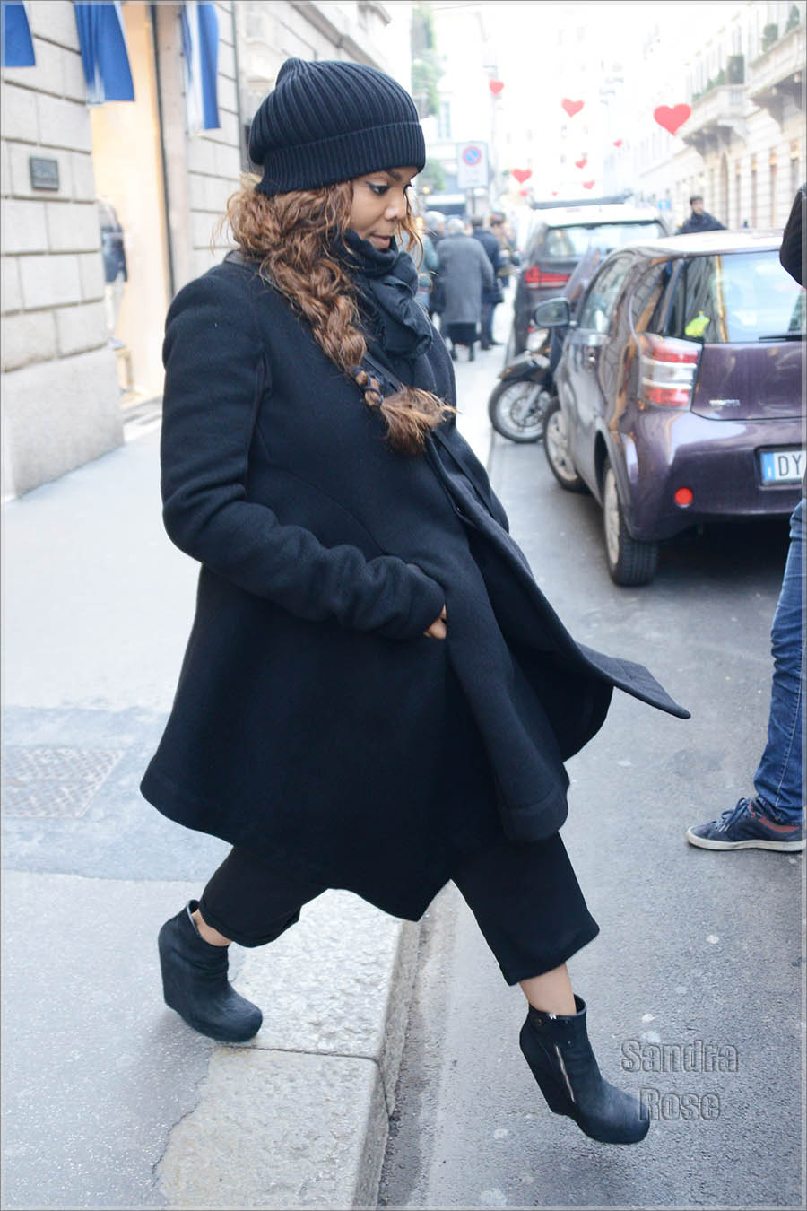 Janet Jackson shopping at Giuseppe Zanottii