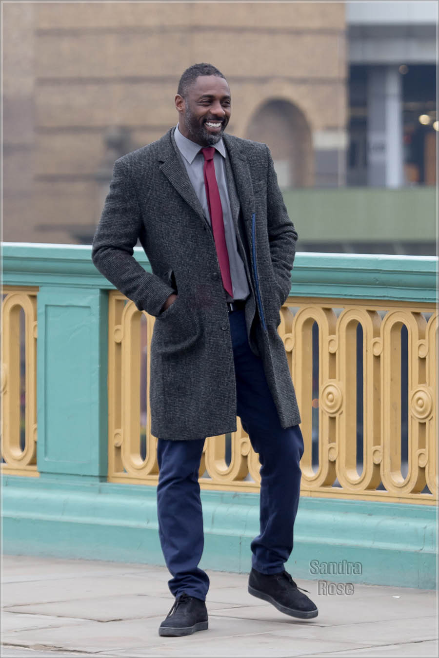 Idris Elba Filming Luther on Southwark Bridge