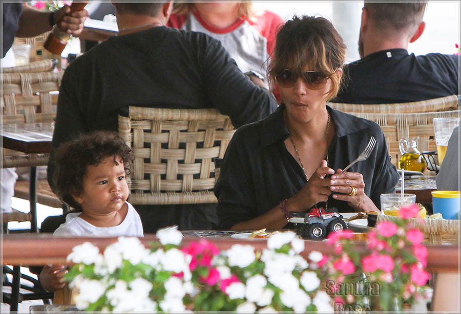 Halle Berry takes her children out for lunch in West Hollywood