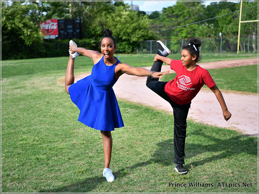 Kelly Rowland at Boys and Girls Club in Atlanta