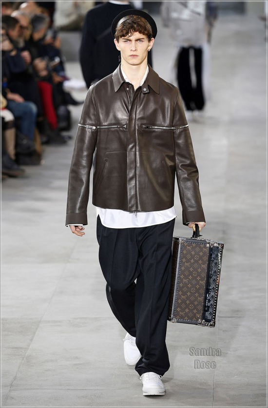 PICS: Louis Vuitton Menswear Runway Show at Paris Fashion Week