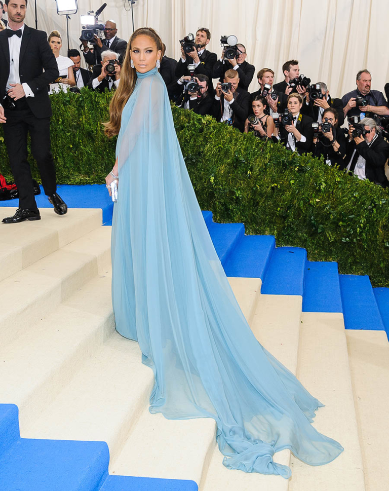 Best Dressed Couple: Sean Combs & Cassie Ventura at 2017 Met Gala ...