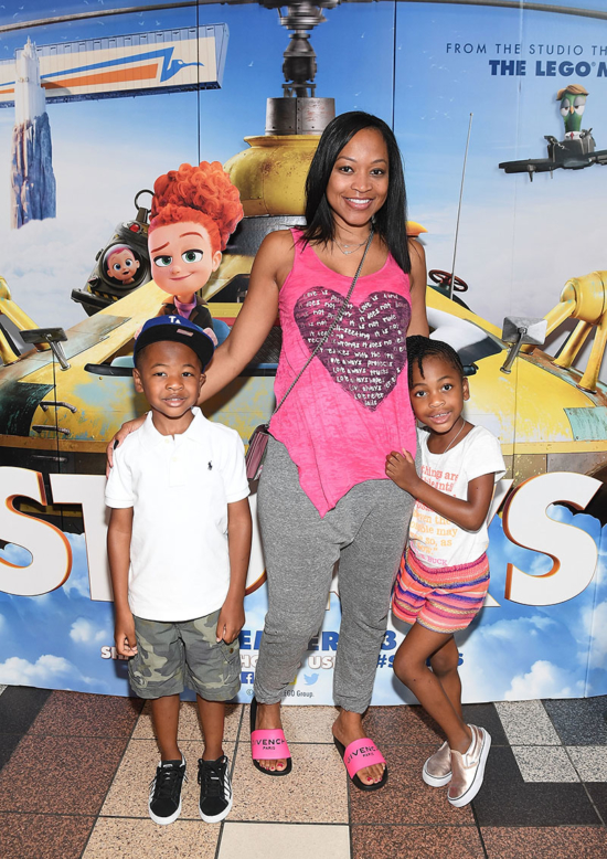 Monyetta Shaw Engaged to Football Player Boyfriend – Sandra Rose