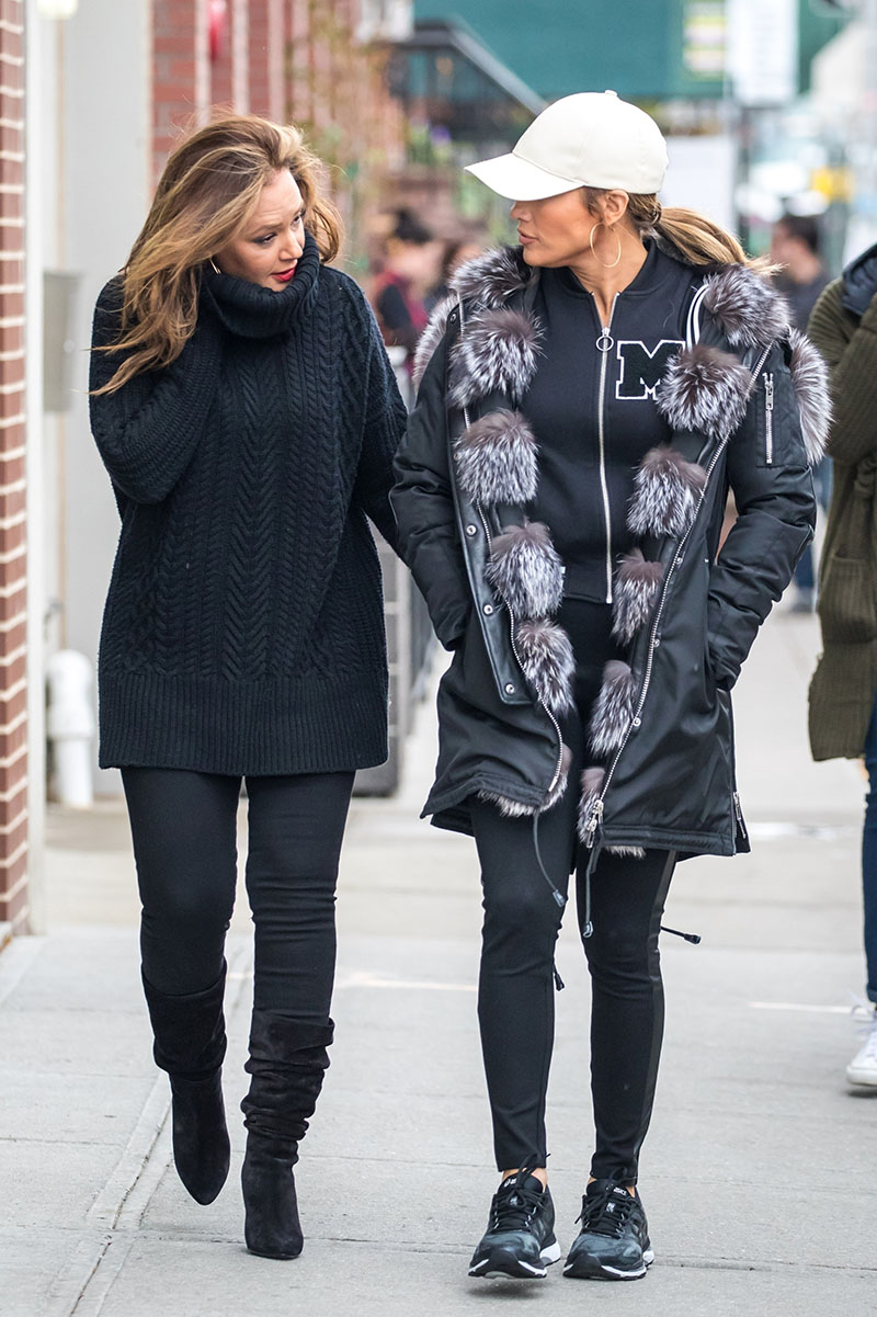 Jennifer Lopez & Leah Remini