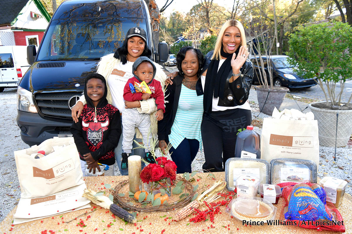 NeNe Leakes and Marlo Hampton turkey giveaway