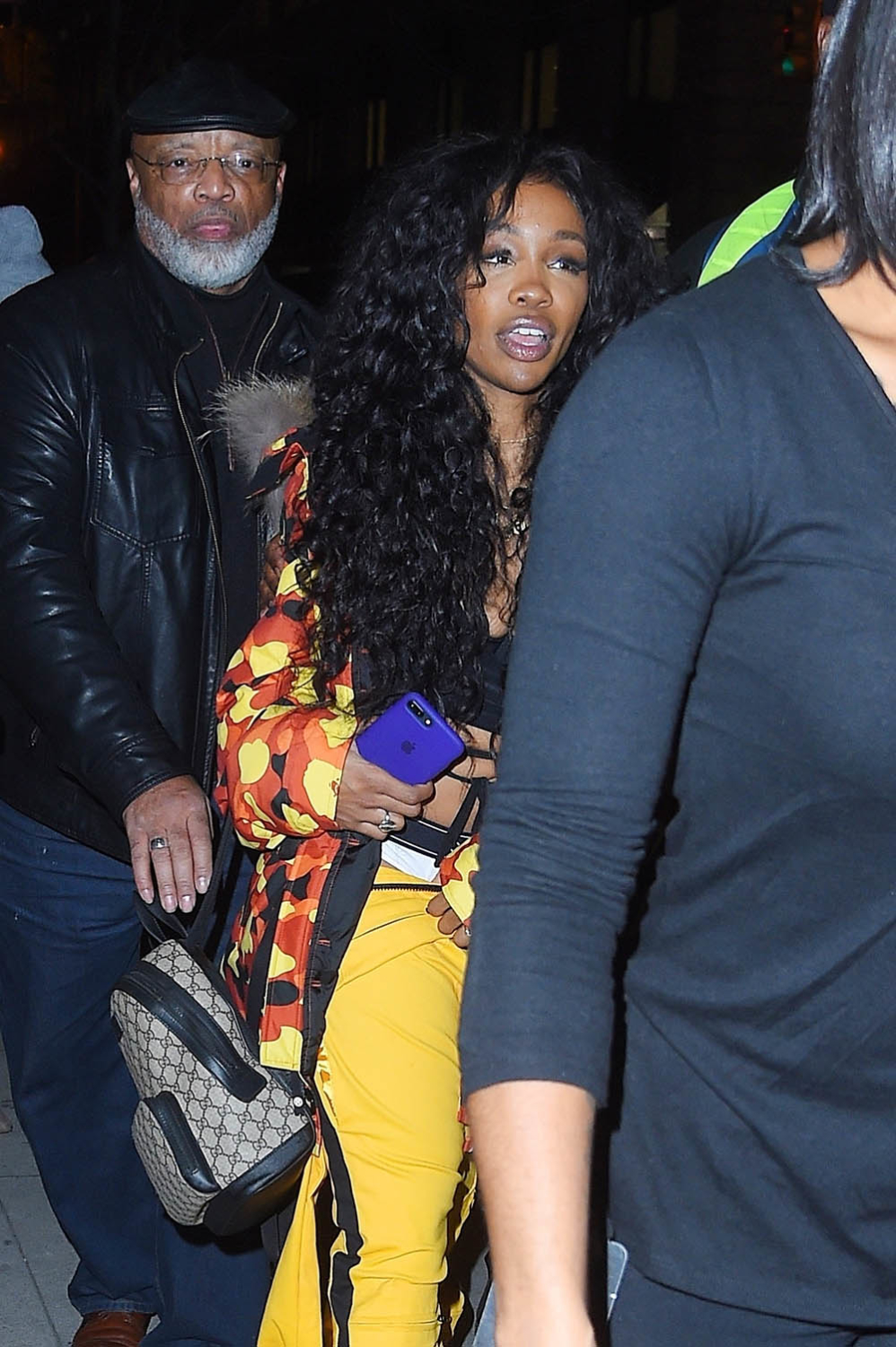 SZA leaves her concert in NYC