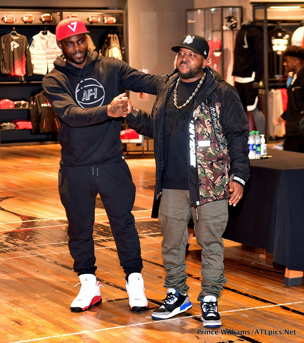 PICS: Mike Vick & Big Boi Partner with Nike, Lenox Square for