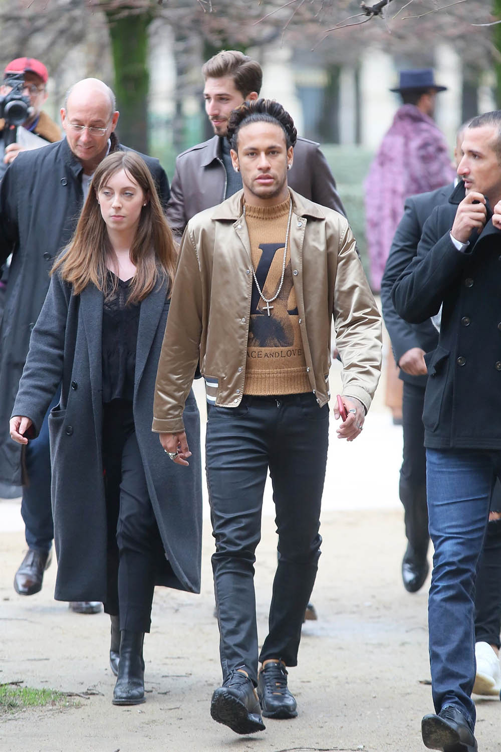 Neymar Jr attend the Louis Vuitton Menswear Fall/Winter 2018-2019 show in Paris