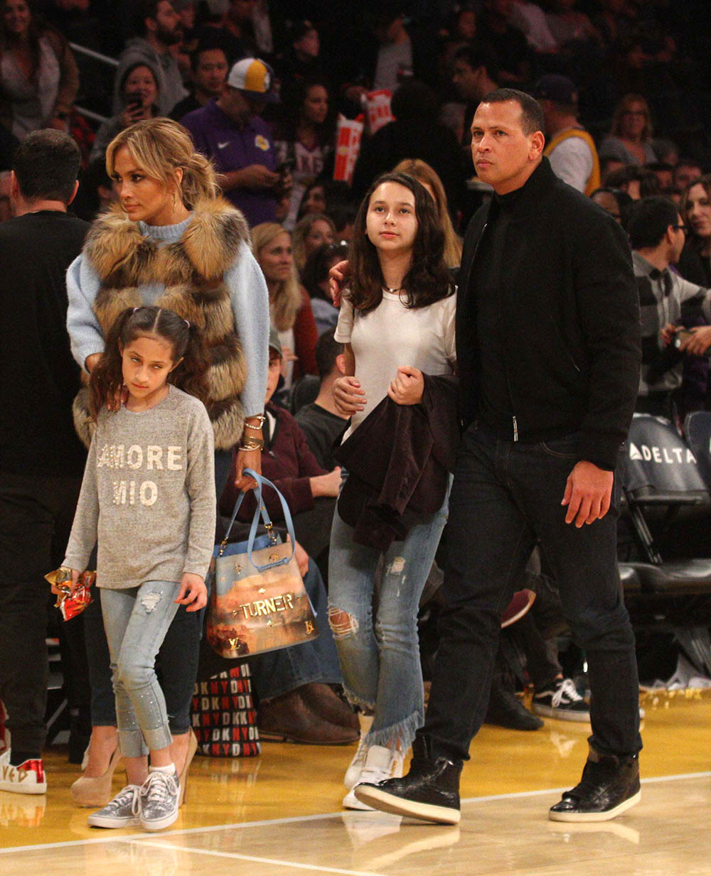 Jennifer Lopez, Alex Rodriguez & Kids at the Hornets vs Lakers game