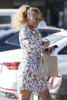 Eve stops for a smoothie in Los Angeles
