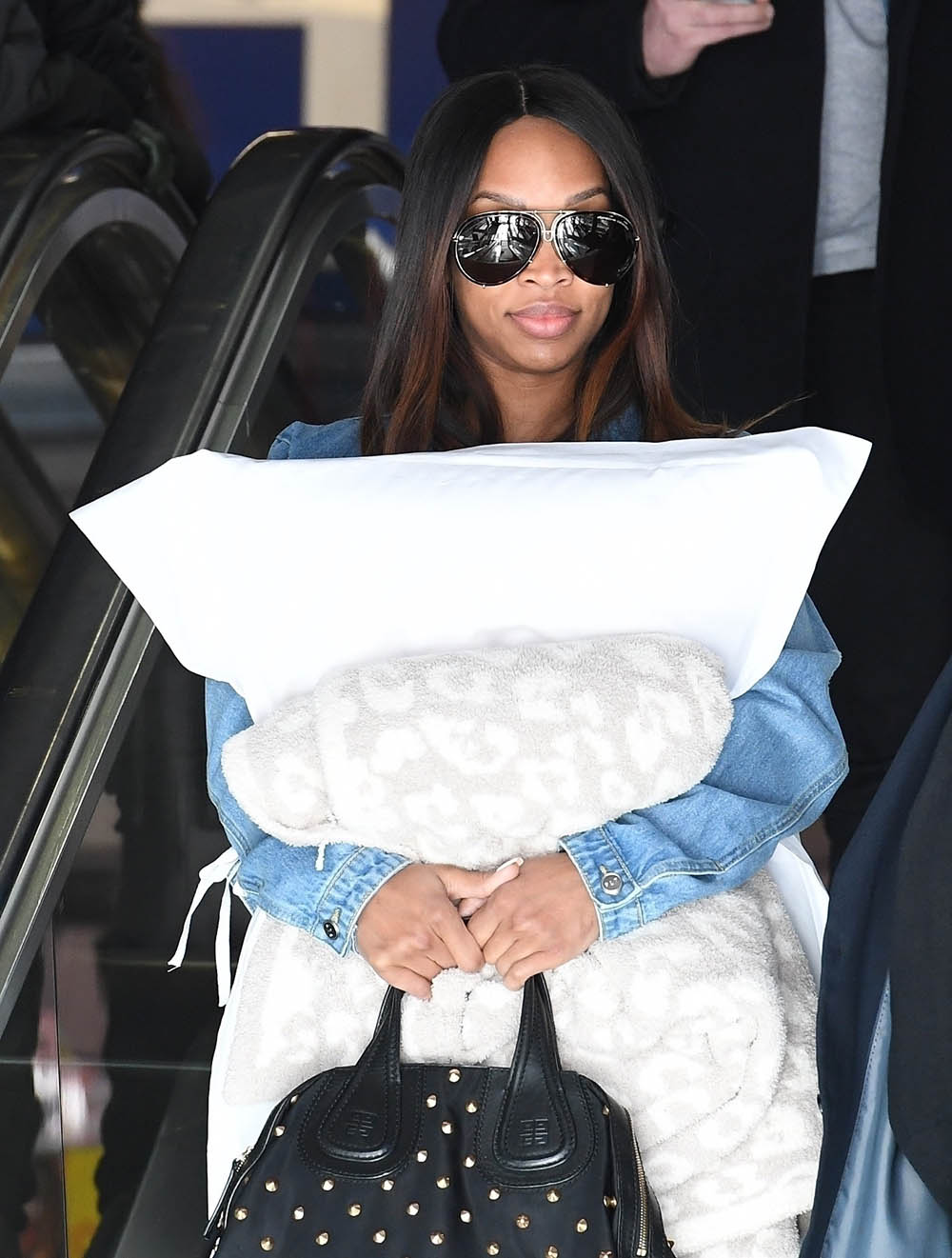 Malika Haqq seen arriving at Manchester Piccadilly Train Station