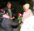Jada Pinkett Smith and Duane Martin buys roses for Jada Pinkett at Mastro's