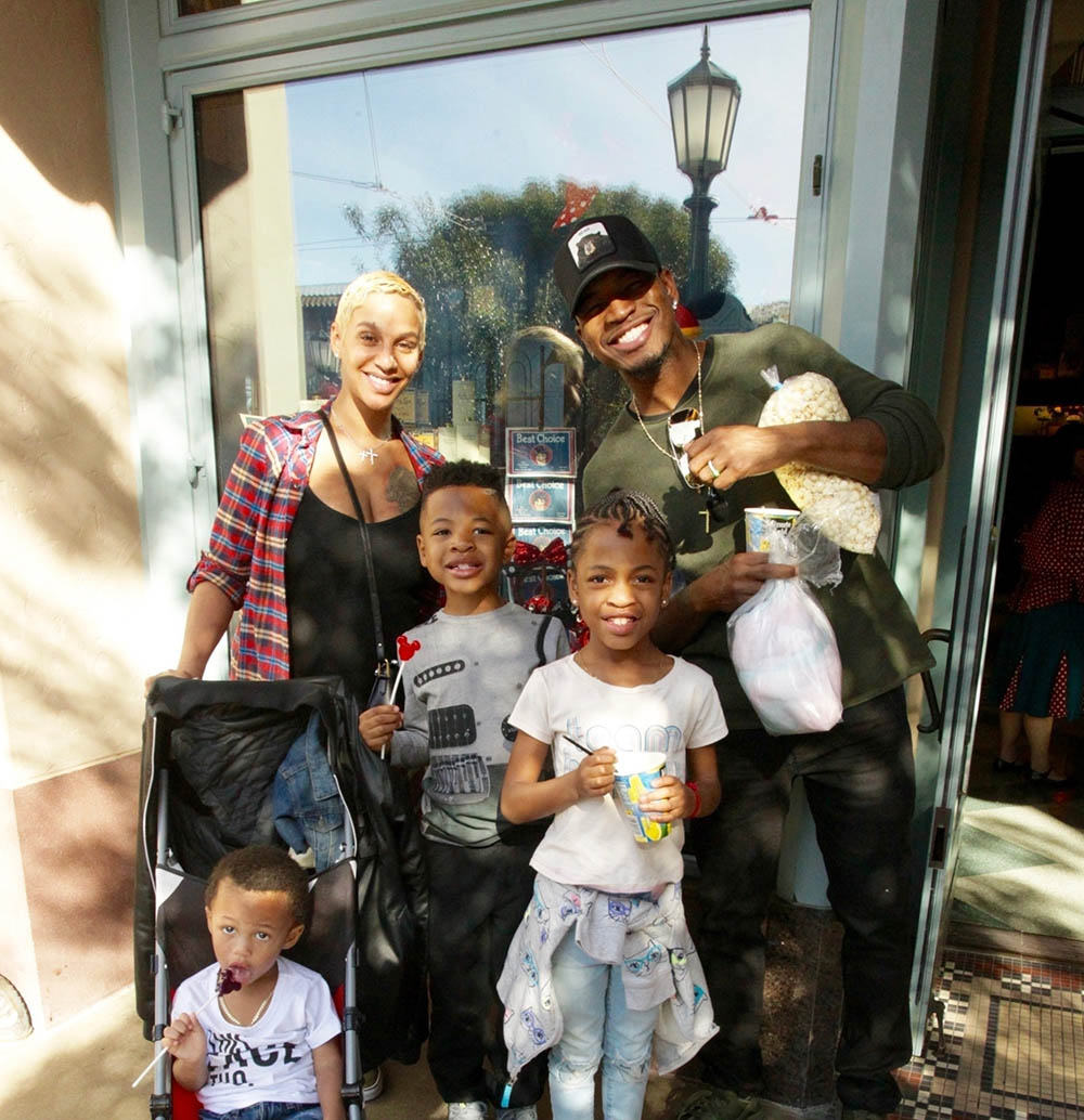 Ne-Yo & Crystal Smith spends the day with their kids at Disney California Adventure