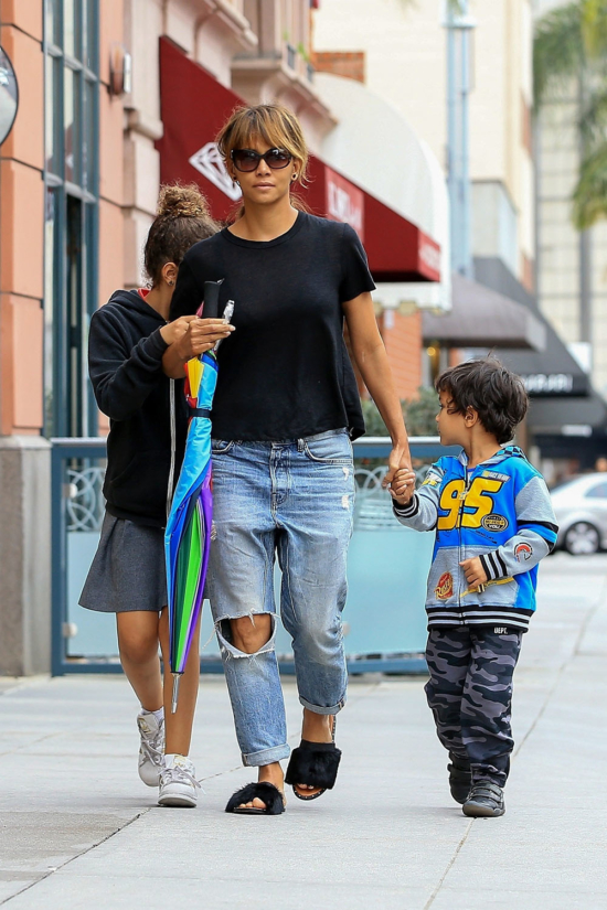 Halle Berry visits the dentist with Nahla and Maceo | Sandra Rose