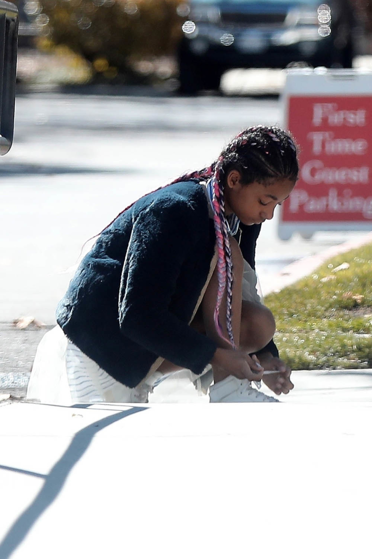 Eddie Murphy’s mother Lillian Murphy spends time with his daughter