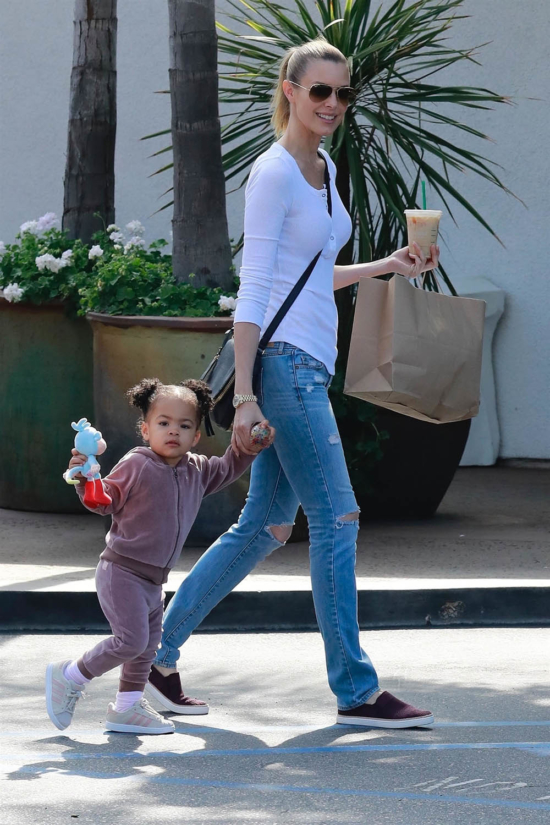 Paige Butcher and daughter Izzy have a mother/daughter morning shopping ...