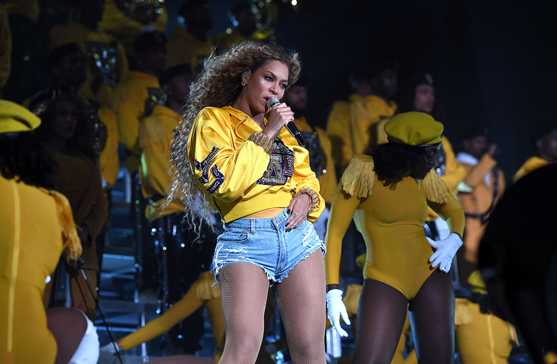 Beyonce performs at 2018 Coachella Valley Music And Arts Festival ...