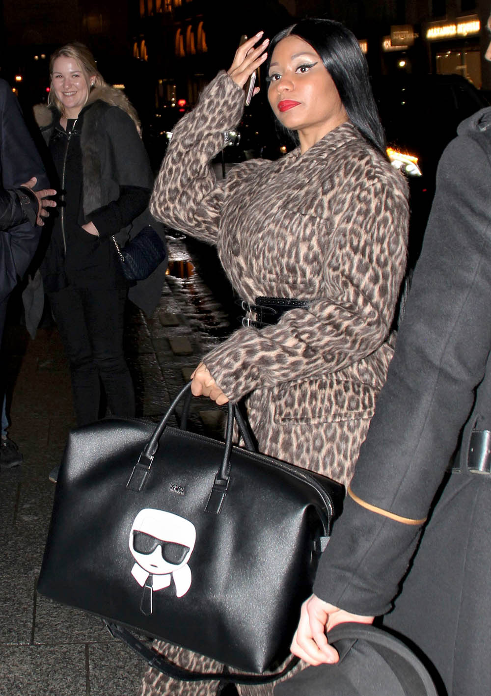 nicki minaj chanel bag