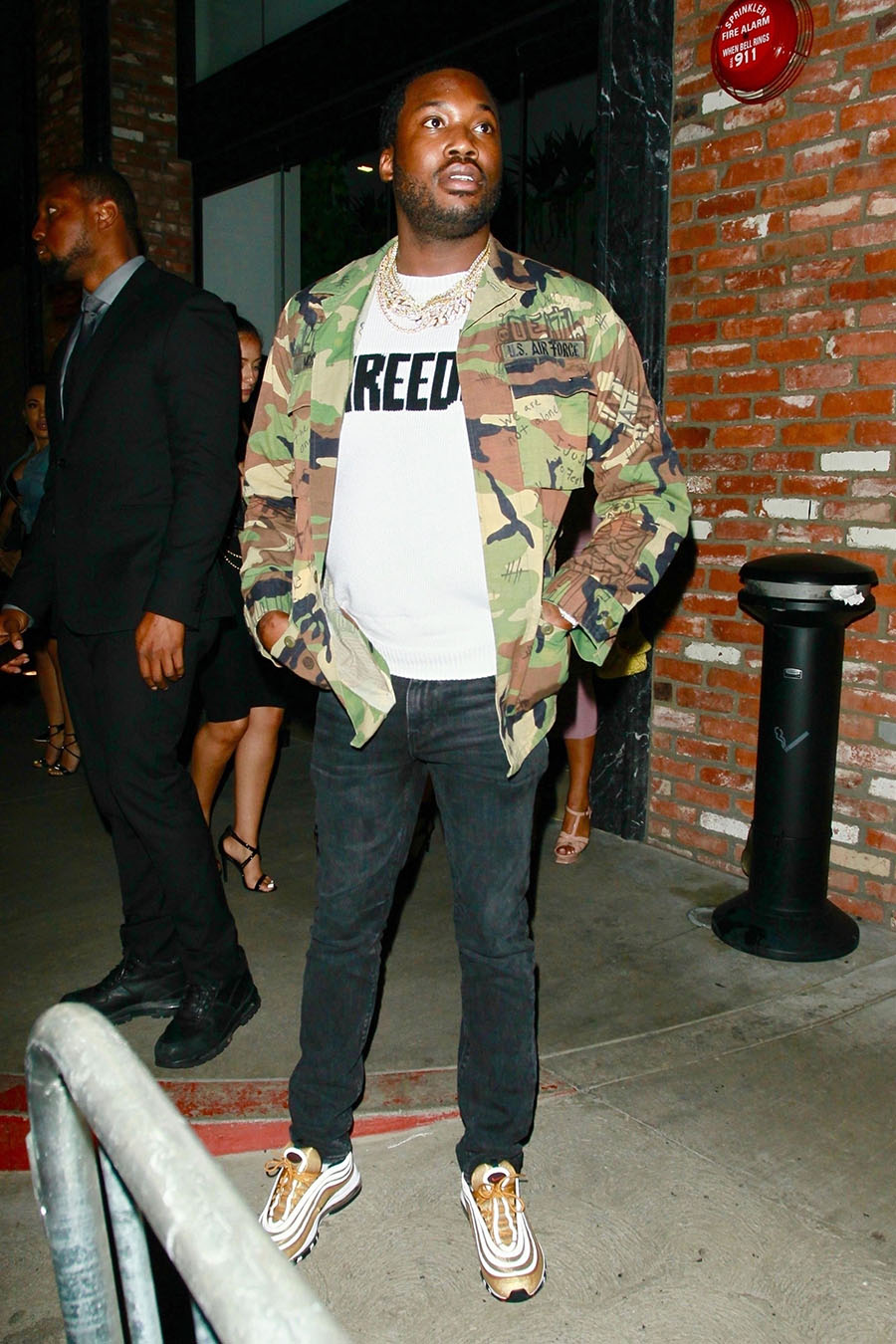 Rapper Meek Mill leaves with two ladies during a night out in Los ...