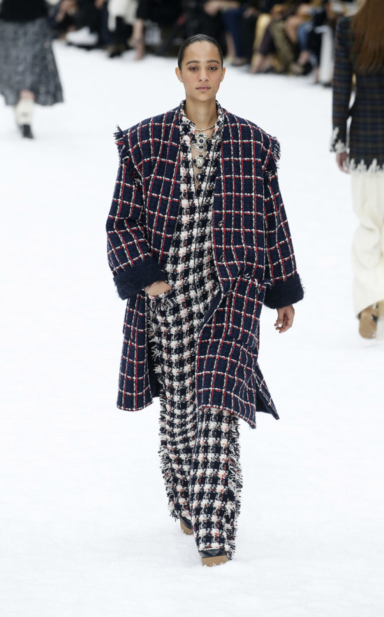 Cara Delevingne Walks In The Chanel Runway Show At Paris Fashion Week ...