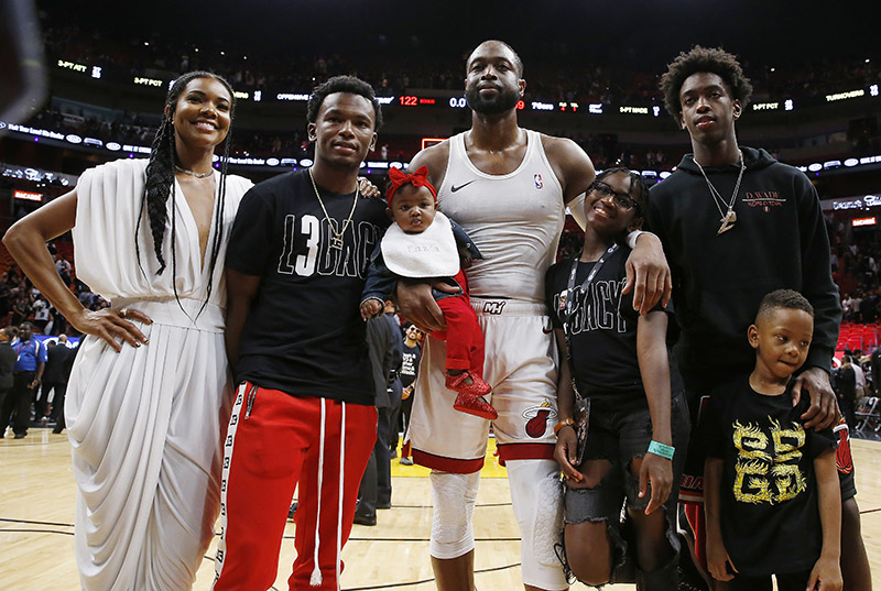 Dwayne Wade with the braids  Dwyane wade, Best nba jerseys