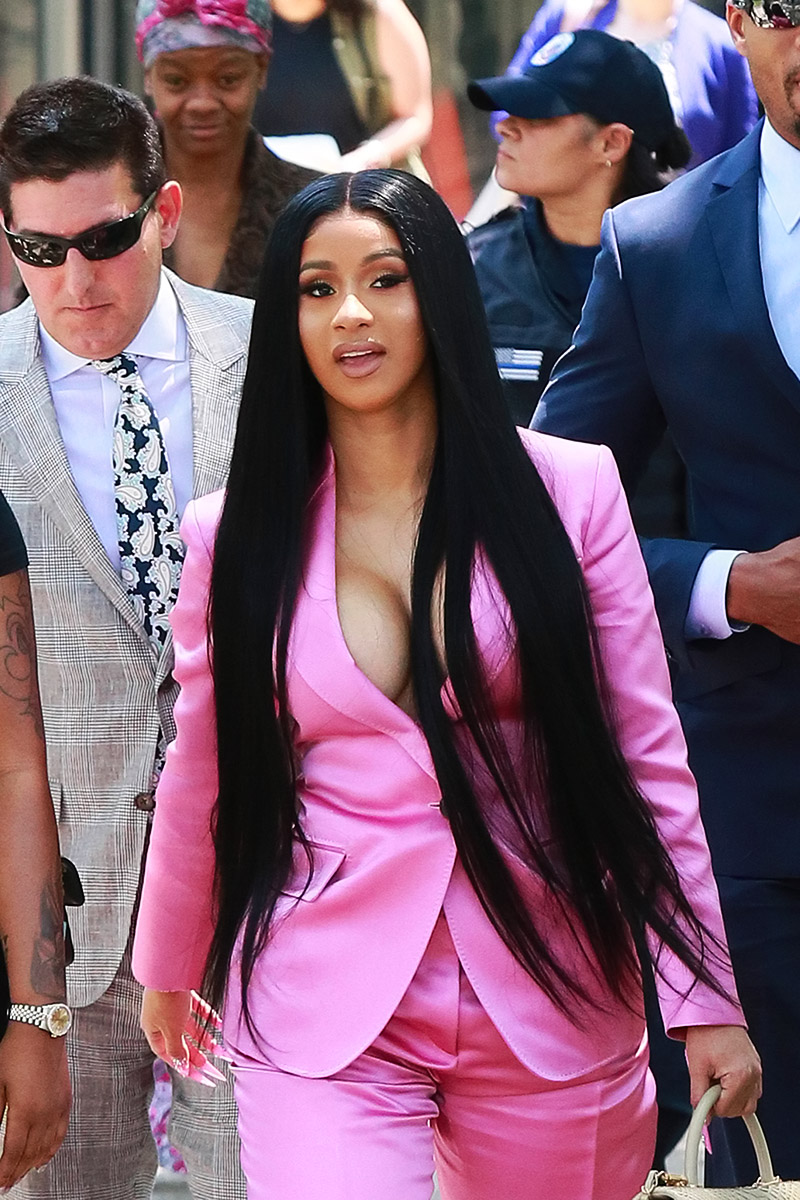 Cardi B Court Outfit: Rapper Wears Sexy Pink Pantsuit — Pics