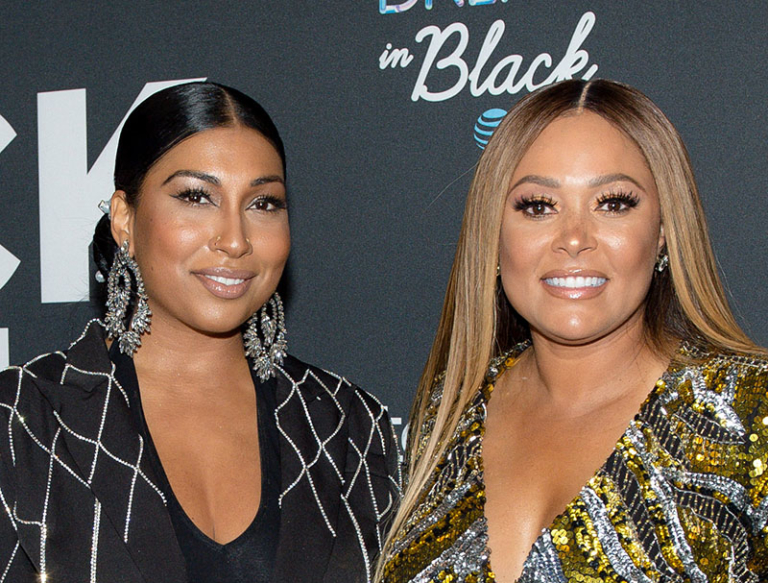 Singers Melanie Fiona and Tamia pose backstage in the press room during ...