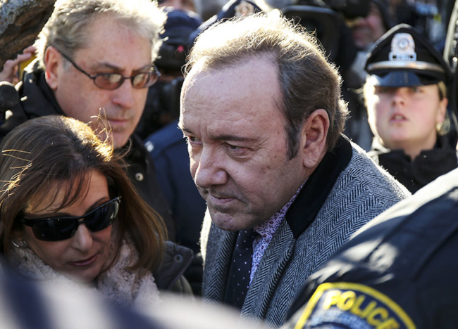 2nd Kevin Spacey Sex Assault Accuser Commits Suicide
