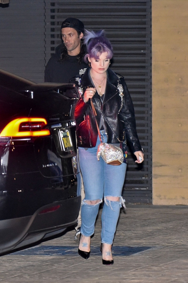 Celebs Out & About: Kelly Osbourne dines at Nobu with mystery man