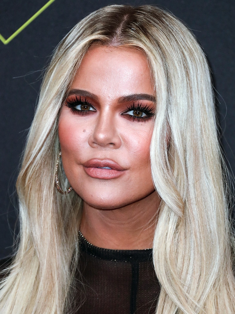 Khloe Kardashian at 2019 People’s Choice Awards | Sandra Rose