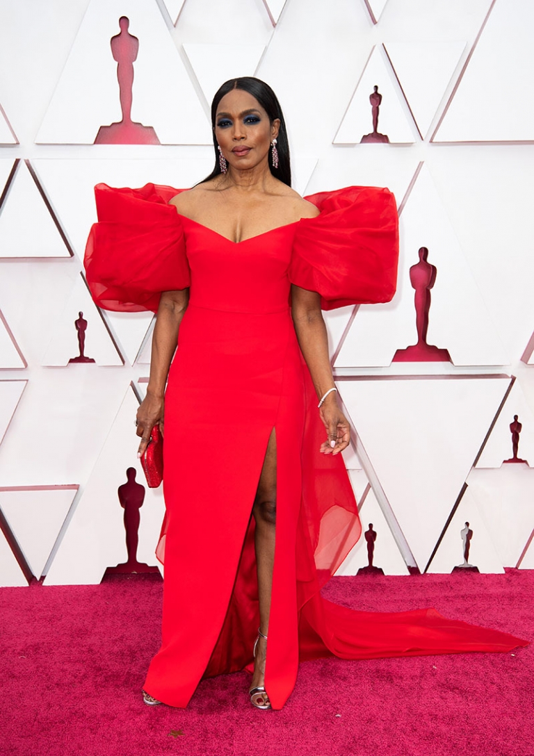 Angela Bassett attends the 93rd Annual Academy Awards at Union Station ...