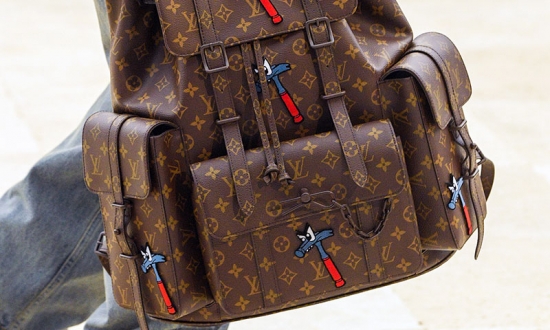 Just landed @Xupes HQ, fresh off the runway! The Louis Vuitton Pochett