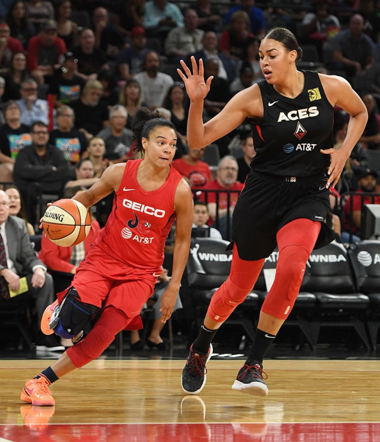 twitter-slams-wnba-star-liz-cambage-for-little-white-one-comment