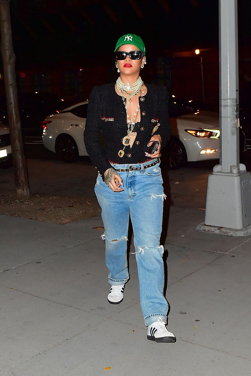 Rihanna Wearing A Chanel Outfit To The Supermarket Is A Vibe