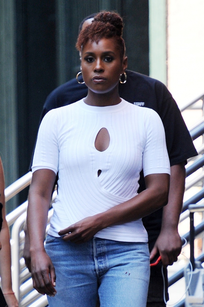 Issa Rae De 37 A os Niega Los Rumores De Embarazo Despu s De Que El 