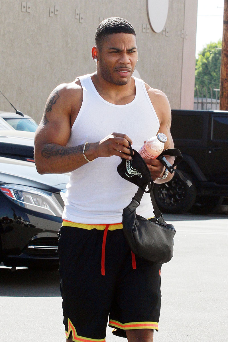 Дон рэпер. Nelly Rapper Sports. Албанский репер Дон девушка. Nelly denies that he is a Bore..