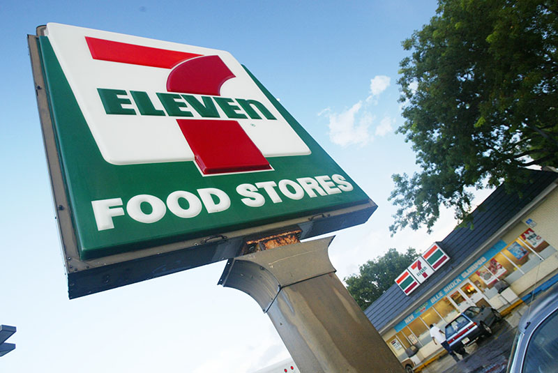 PEMBROKE PINES FL JULY 18 A 7 Eleven Sign Is Seen On July 18 2002 