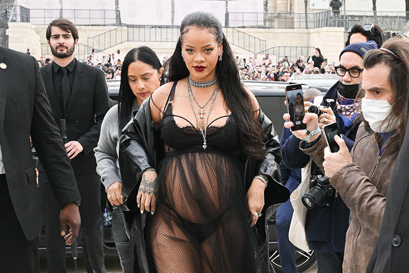 Butt-revealing leggings from Rihanna's Savage X Fenty go viral