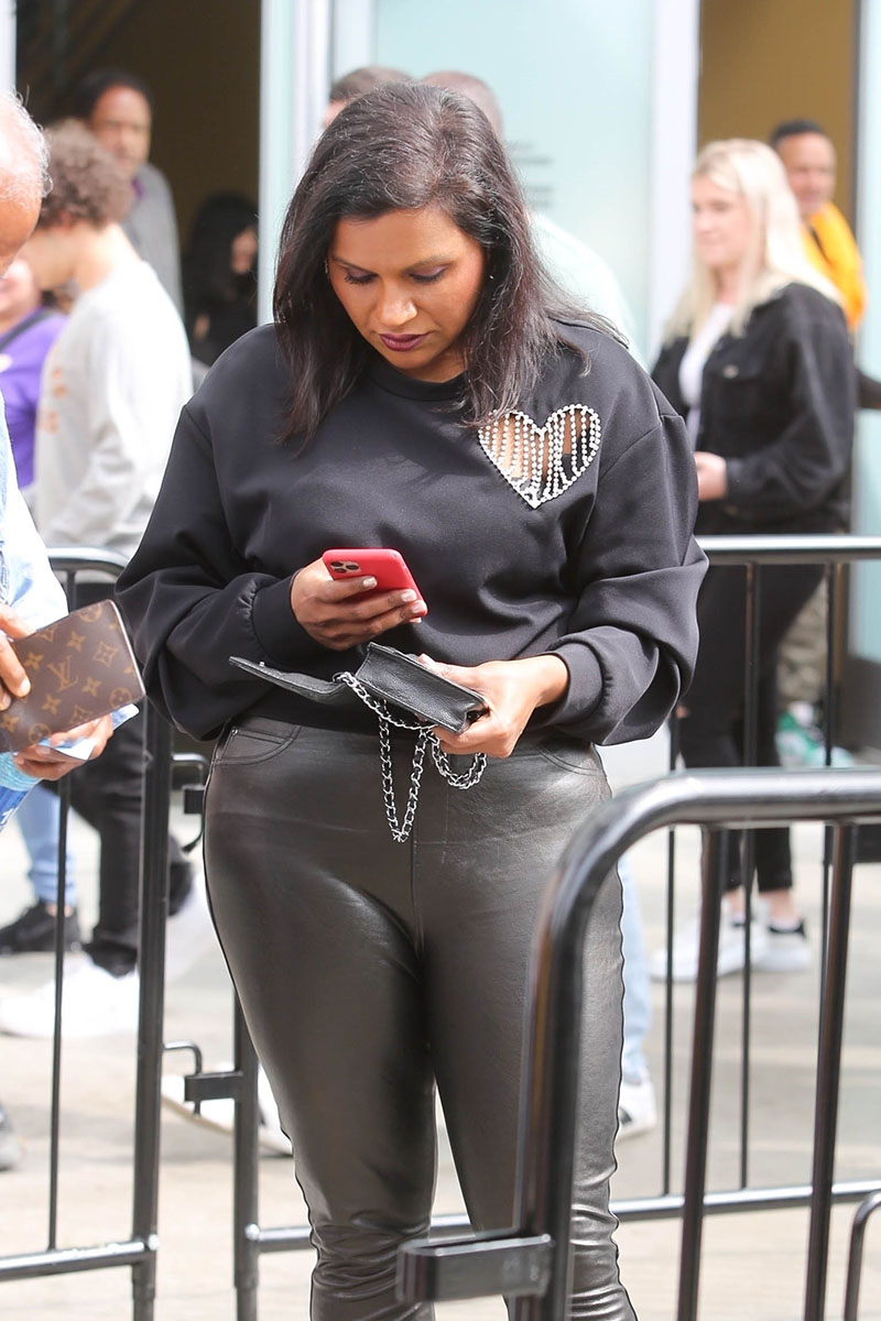 mindy kaling weight gain 2022