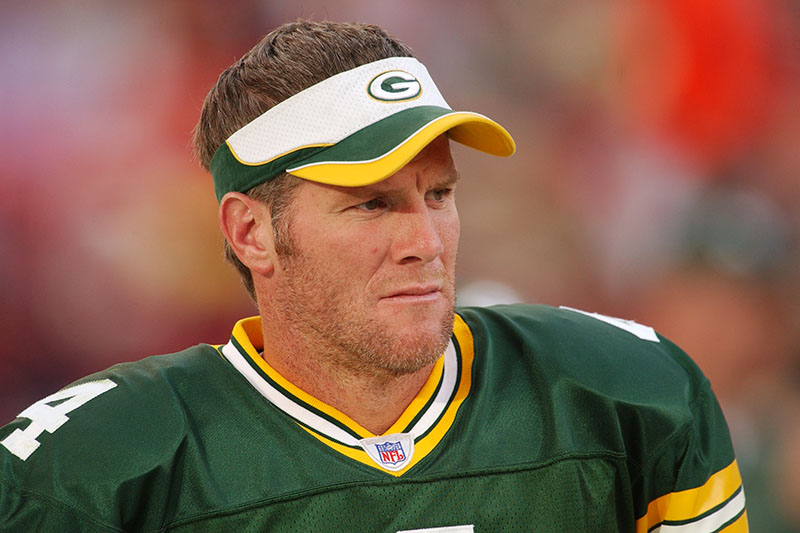 Mississippi Supreme Court won't remove Brett Favre from welfare suit