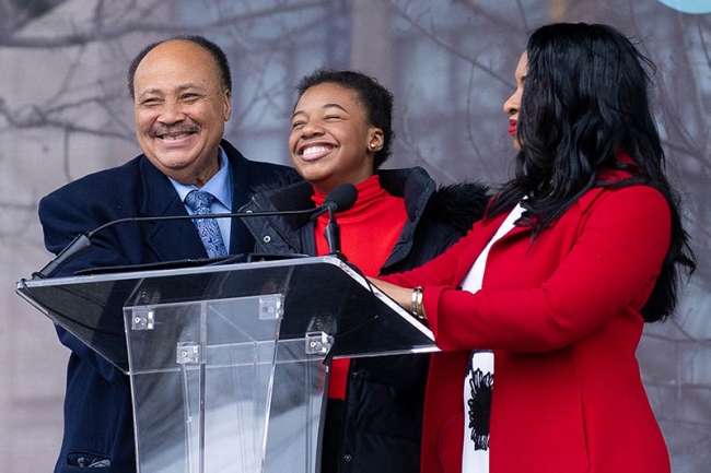 Martin Luther King III, his daughter Yolanda and his wife Arndrea ...