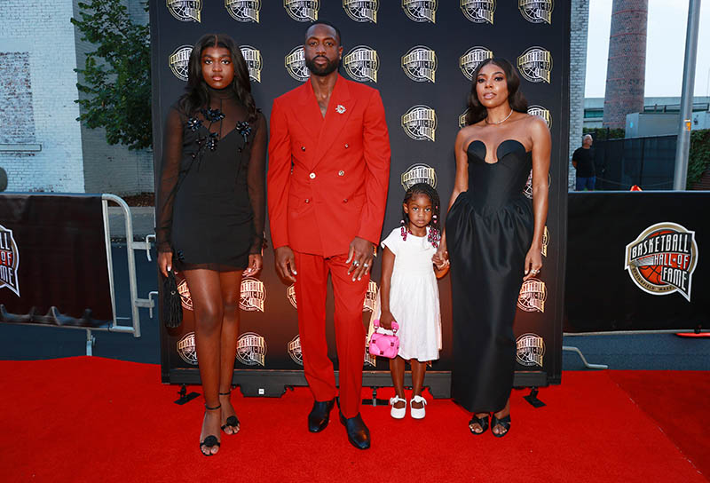 Gabrielle Union and Zaya Wade Wear Black Couture to Basketball Hall of ...