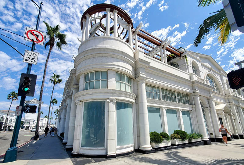 Ghost Town: High-End Retail Stores Flee Crime-Ridden Beverly Hills (Video)